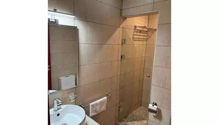 هتل دنیس تفلیس